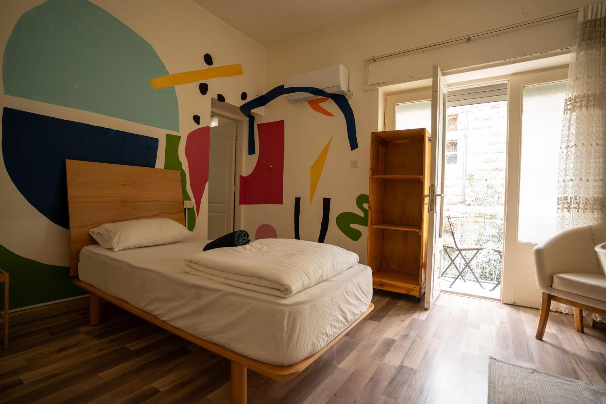 Battuta Hostel Аман Стая снимка