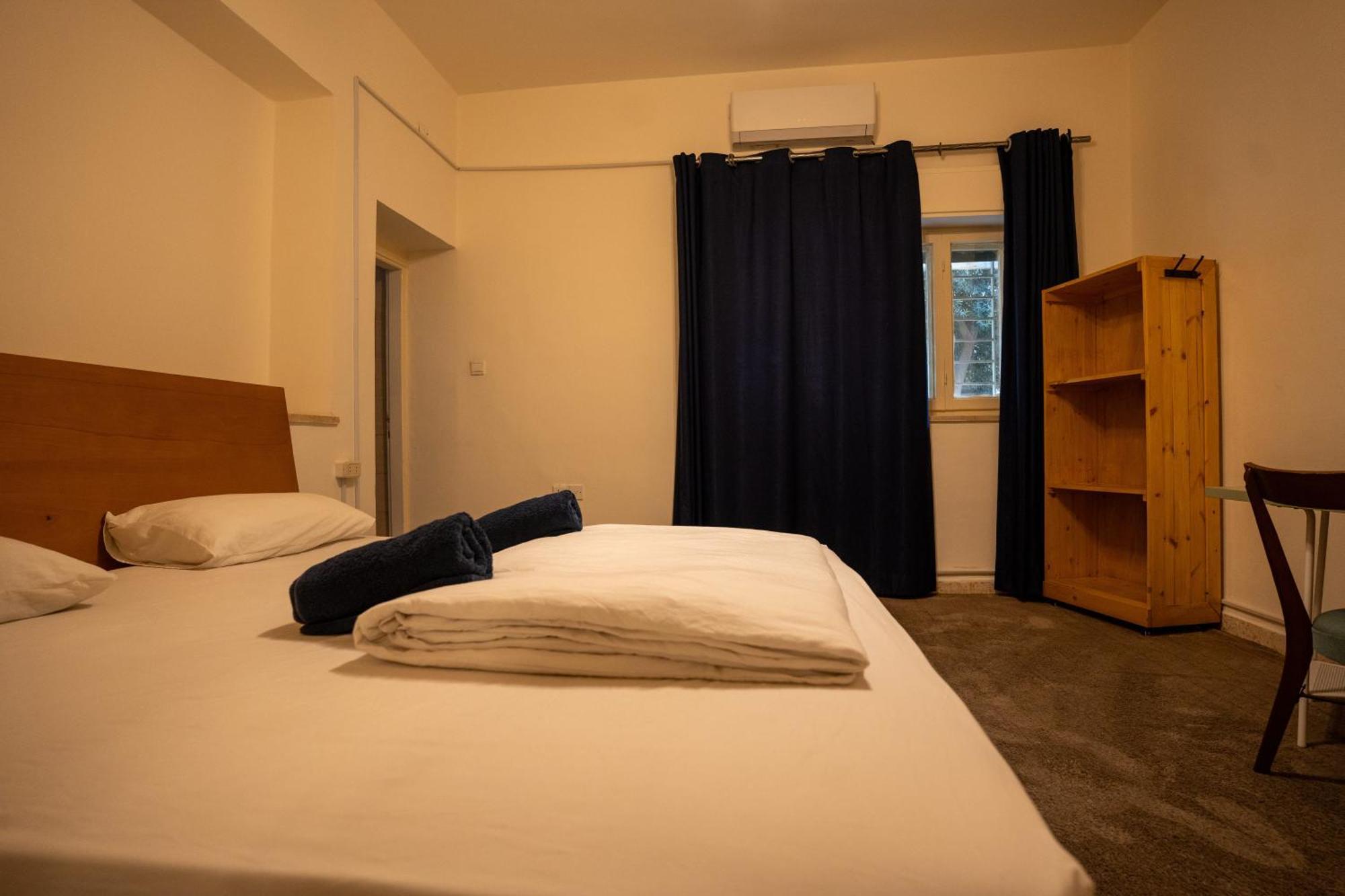 Battuta Hostel Аман Стая снимка