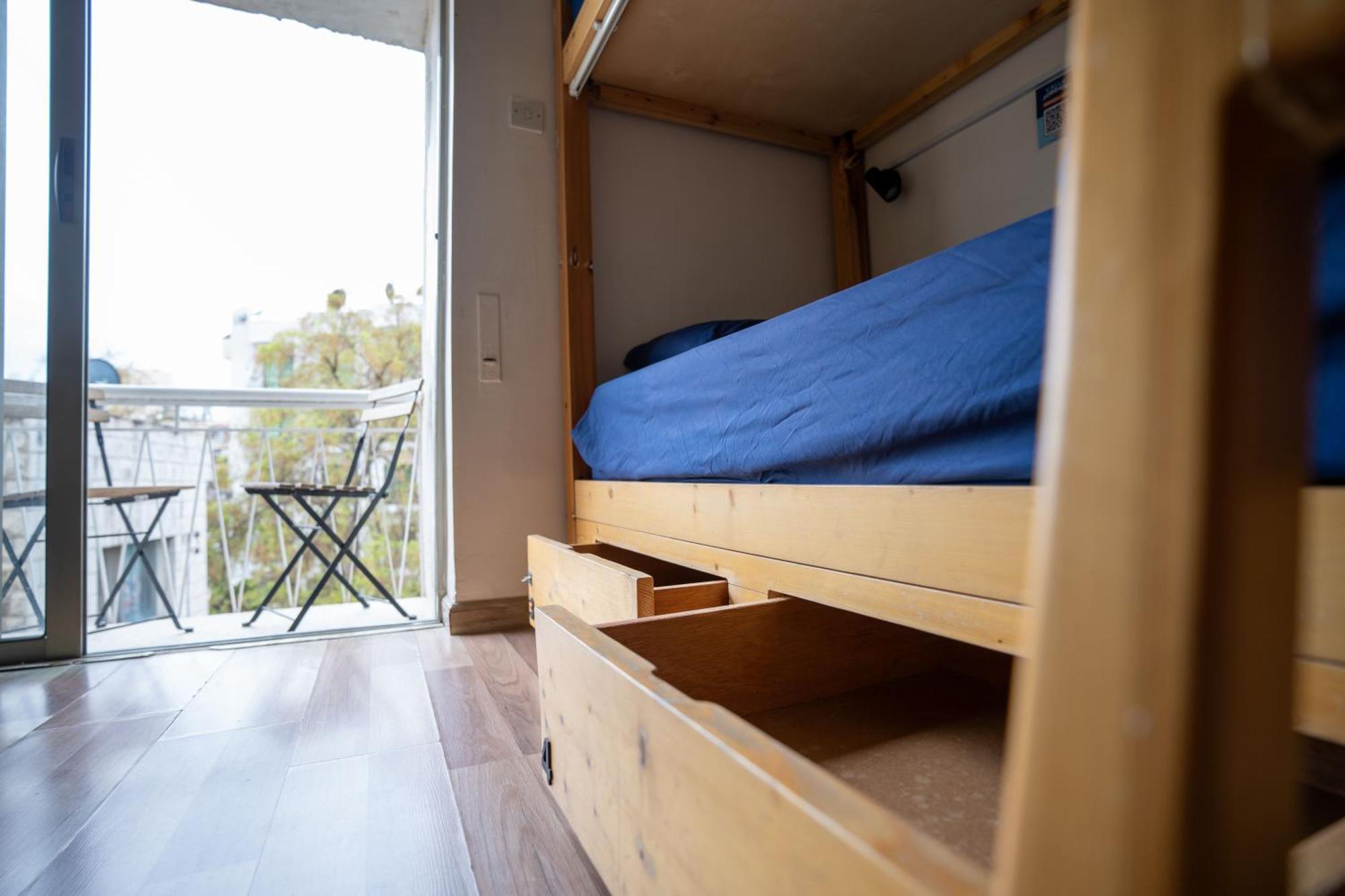 Battuta Hostel Аман Стая снимка
